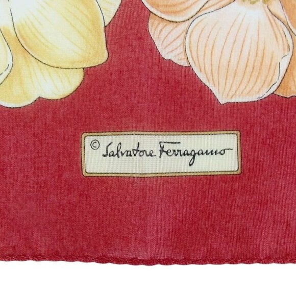 296127AN (S1) Salvatore Ferragamo Handkerchief Red Cotton - Picture 3 of 5